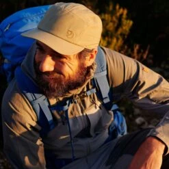 FJÄLLRÄVEN ABISKO HIKE LITE CAP Unisex - Cap -Globetrotter Kleidung Geschaft 5637764114 c abisko hike lite cap fjaellraeven 24