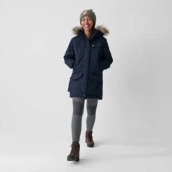 FJÄLLRÄVEN NUUK PARKA W Damen - Winterjacke -Globetrotter Kleidung Geschaft 5638013394 o nuuk parka w fjaellraeven 24 1