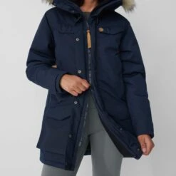 FJÄLLRÄVEN NUUK PARKA W Damen - Winterjacke -Globetrotter Kleidung Geschaft 5638013394 s nuuk parka w fjaellraeven 24